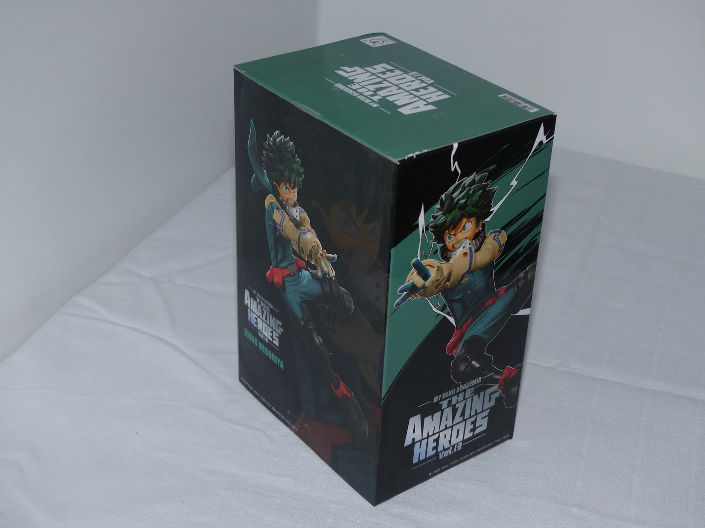 MY HERO ACADEMIA - THE AMAZING HEROES - IZUKU MIDORIYA VOL 13